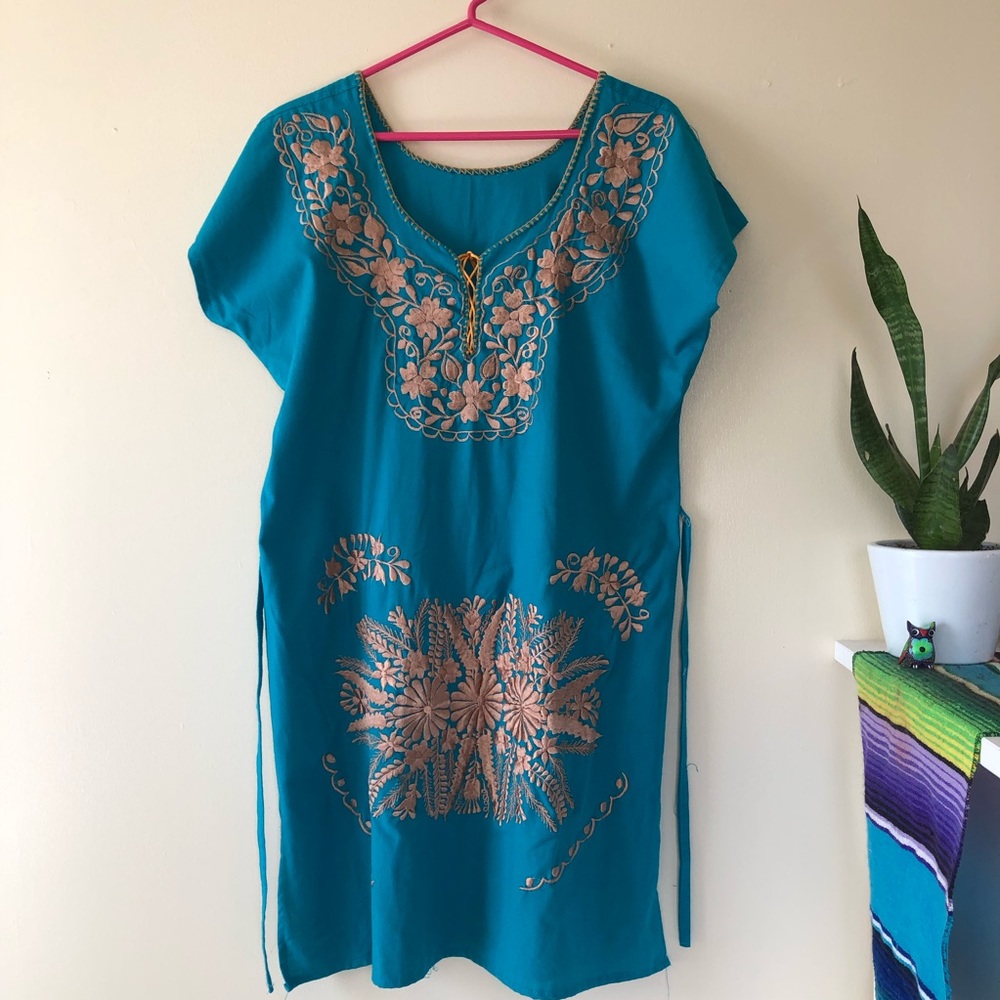 NWOT: Blue teal Mexican dress with gold embroidery
